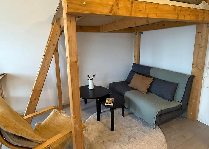 Petit Canada - A Louer *