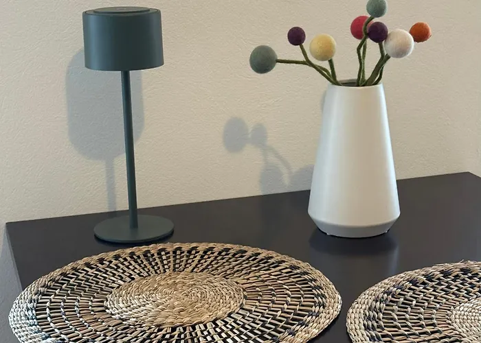 Petit Canada - A Louer شقة شامبيه